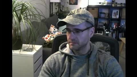 ElMetaTeDa online show from February 2, 1:15 am