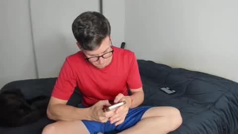 elnenedearg online show from December 15, 1:02 am