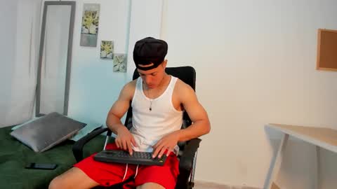 elpekas247 online show from March 27, 2:07 pm