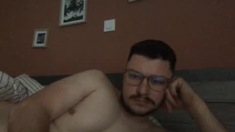 emiliano1256 online show from April 18, 11:55 am