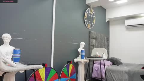 Emilio online show from April 2, 1:41 pm