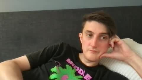 emotionalmotionsickness online show from April 8, 6:35 am