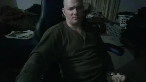 Snapshot of emsguy1 chatting on January 12, 5:24 am Matt online show from January 12, 5:24 am