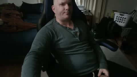 Snapshot of emsguy1 chatting on September 9, 9:53 am Matt online show from September 9, 9:53 am