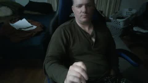 Snapshot of emsguy1 chatting on February 8, 5:08 am Matt online show from February 8, 5:08 am