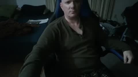 Snapshot of emsguy1 chatting on January 7, 5:13 am Matt online show from January 7, 5:13 am