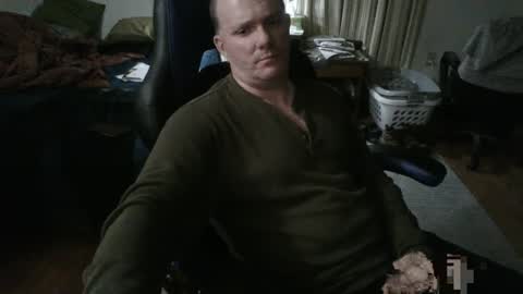 Snapshot of emsguy1 chatting on February 20, 5:23 am Matt online show from February 20, 5:23 am