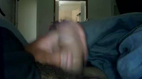 encormoi online show from April 3, 7:05 am