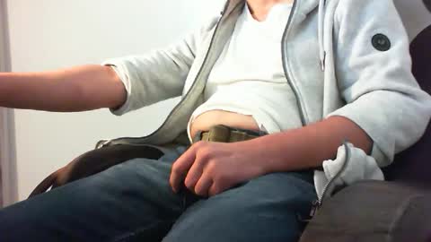 endearment115 online show from December 4, 9:51 am