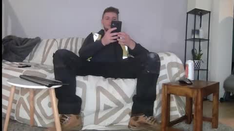 Snapshot of englishladxxx chatting on December 4, 7:23 pm Englishladxxx online show from December 4, 7:23 pm