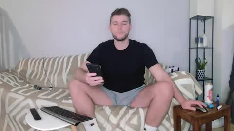 Snapshot of englishladxxx chatting on January 23, 9:50 pm Englishladxxx online show from January 23, 9:50 pm