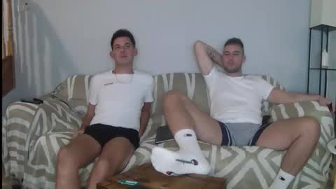 Snapshot of englishladxxx chatting on September 18, 8:33 pm Englishladxxx online show from September 18, 8:33 pm