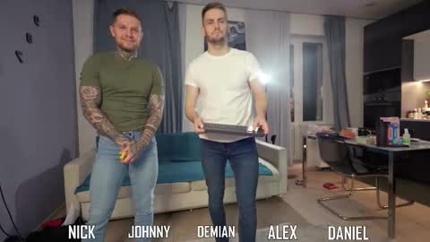 Johnny online show from October 19, 3:26 pm