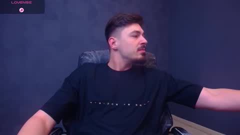 EnzoRace online show from December 3, 6:19 am