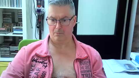 ErBee62 online show from February 27, 10:27 am