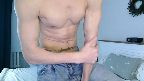 Eric Crush online show from December 10, 4:02 am