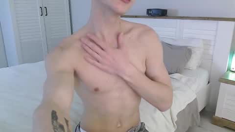 Eric Crush online show from February 22, 3:56 am