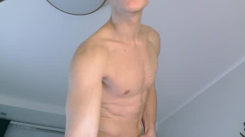 Eric Crush online show from December 26, 3:59 am