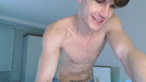 Eric Crush online show from December 18, 3:58 am