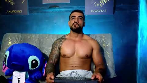 Brayan online show from November 4, 11:39 pm