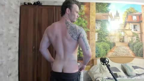 Eric online show from October 24, 8:05 am