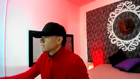 Erick  online show from March 19, 12:08 pm