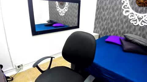 Erick  online show from March 21, 12:09 pm