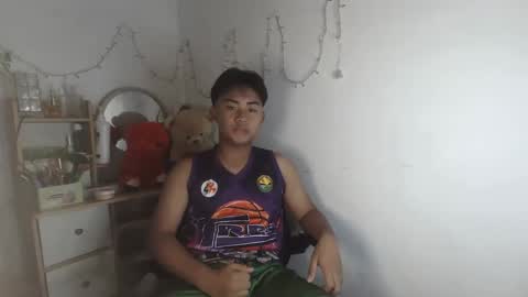 erick_cummer30 online show from April 13, 1:06 am
