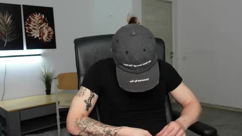 ERICK GRANT online show from September 14, 9:17 pm