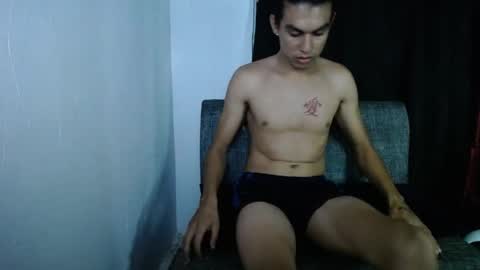 erickmaster07 online show from June 1, 7:52 am