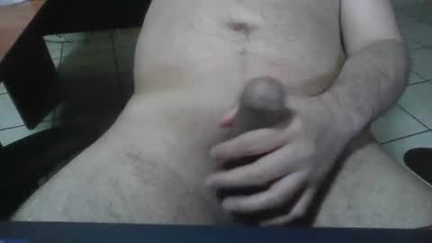 Snapshot of erik1781 chatting on October 17, 4:38 am erik1781 online show from October 17, 4:38 am