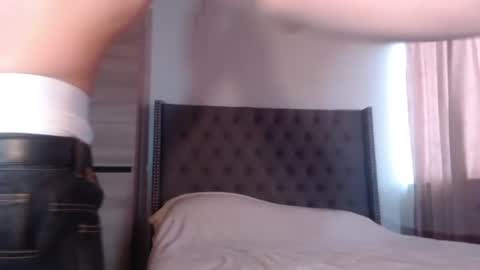 Erik rodriguez online show from July 23, 7:33 pm