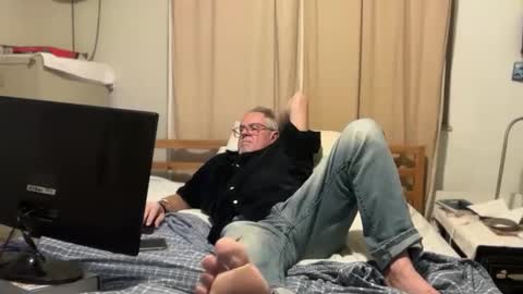 eros online show from April 19, 7:19 am