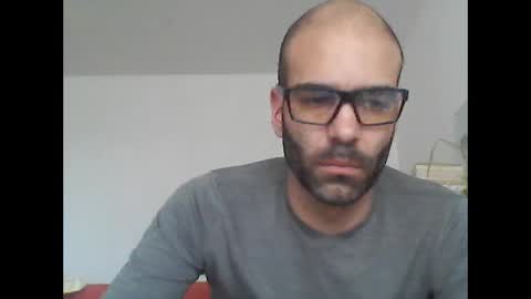 especially871850 online show from April 3, 11:51 am