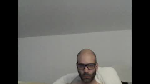 especially871850 online show from April 15, 8:47 am