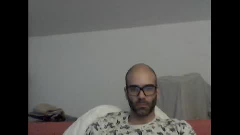 especially871850 online show from April 14, 7:41 am