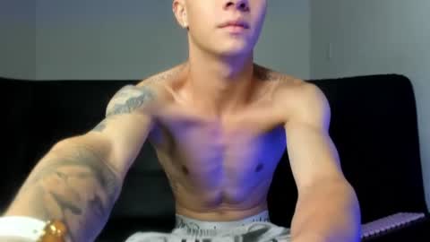 esteban__777 online show from June 10, 11:49 pm