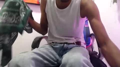 estebanbigcock23 online show from June 10, 3:08 am