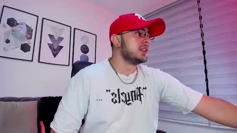 ethan_greacee online show from March 2, 11:50 am