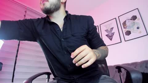 ethan_greacee online show from February 18, 12:25 pm