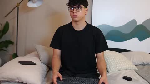 ethan_occonor online show from October 5, 6:34 pm