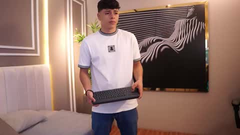 ethan_occonor online show from November 18, 12:31 pm