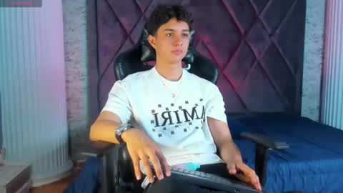 ethanlowell online show from April 11, 8:34 pm