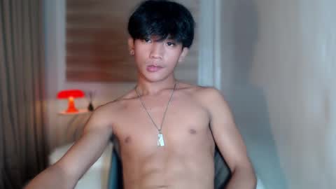 Rey online show from December 1, 2:42 pm