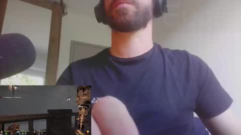 Snapshot of eunile chatting on October 4, 2:44 pm eunile online show from October 4, 2:44 pm