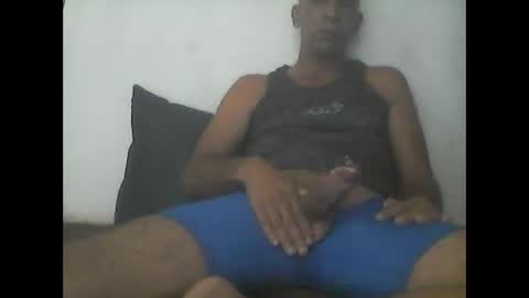 everaldosantos online show from December 17, 5:58 pm