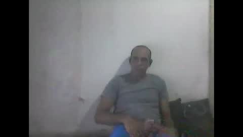 everaldosantos online show from December 23, 11:06 pm