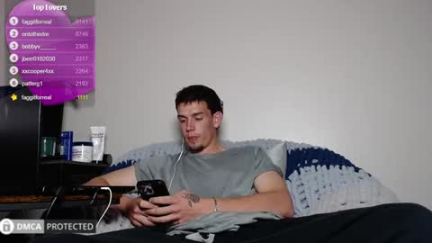 Exi111 online show from April 22, 8:35 pm