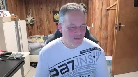 exibe1219 online show from January 19, 1:55 pm