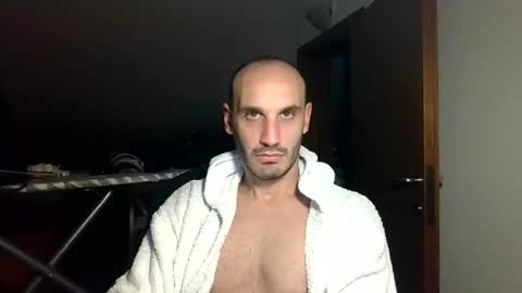 Extro online show from March 7, 8:33 pm